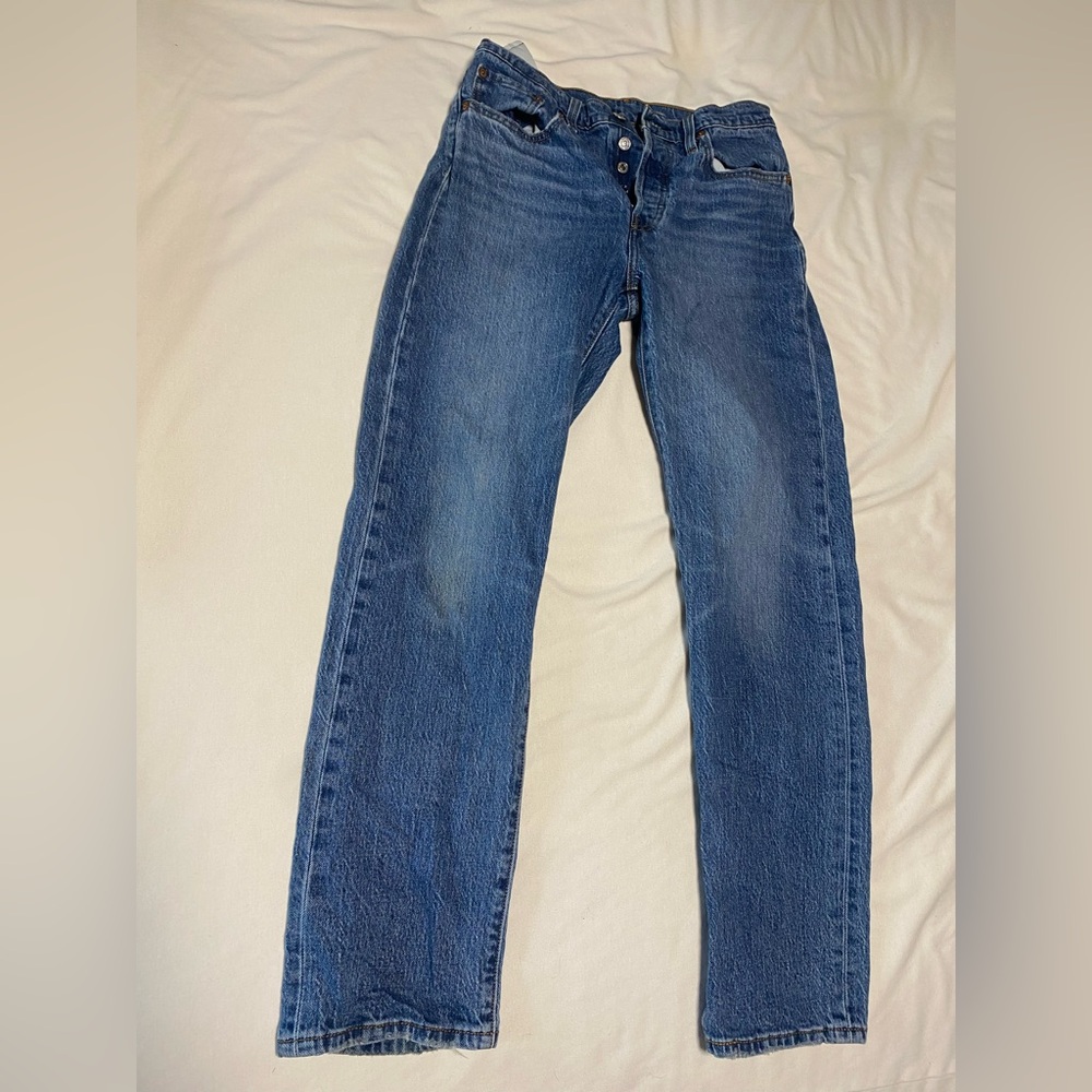 Levi’s mom jean straight leg 501